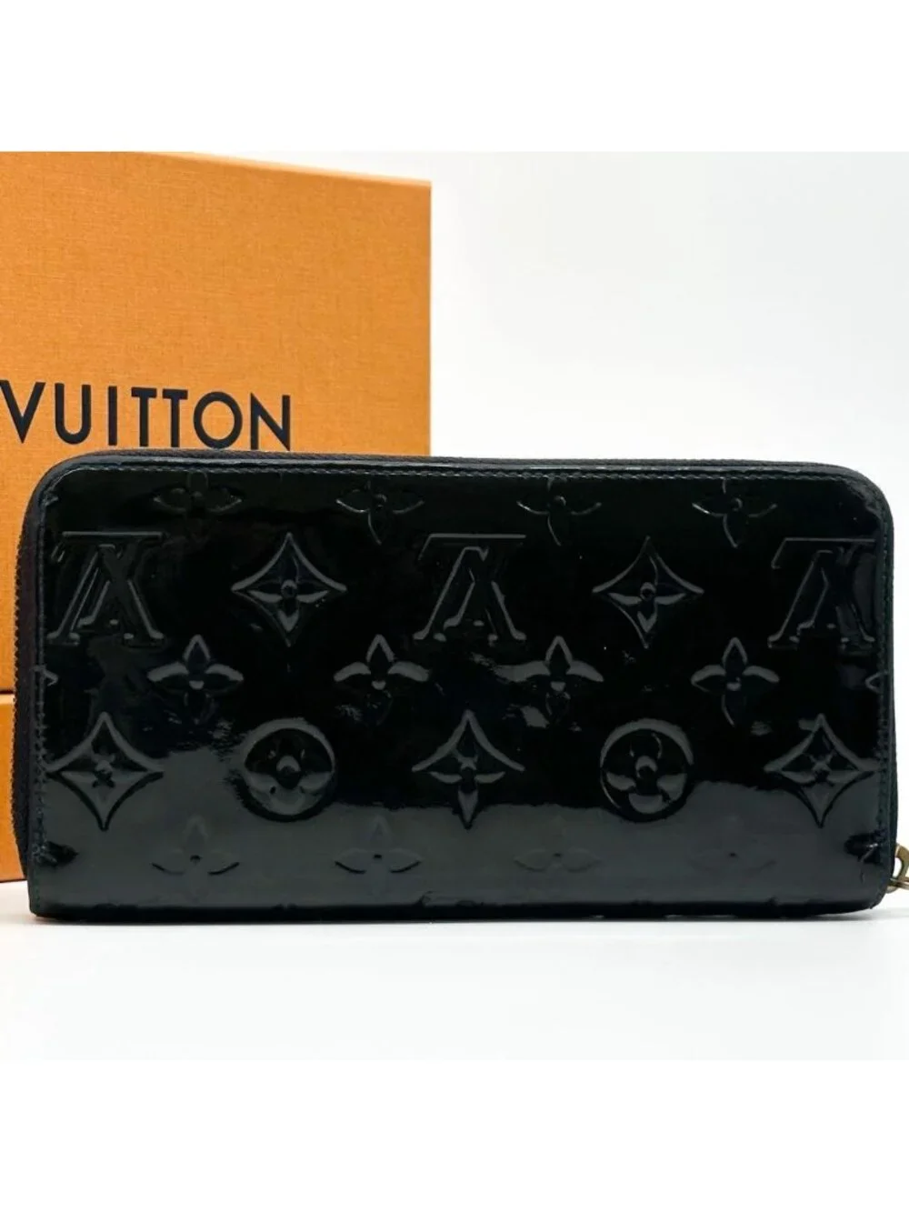 Louis Vuitton Zippy Wallet Black Vernis Round
